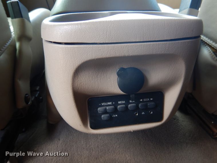 image for item GE9381 2003 Ford Excursion Limited  SUV