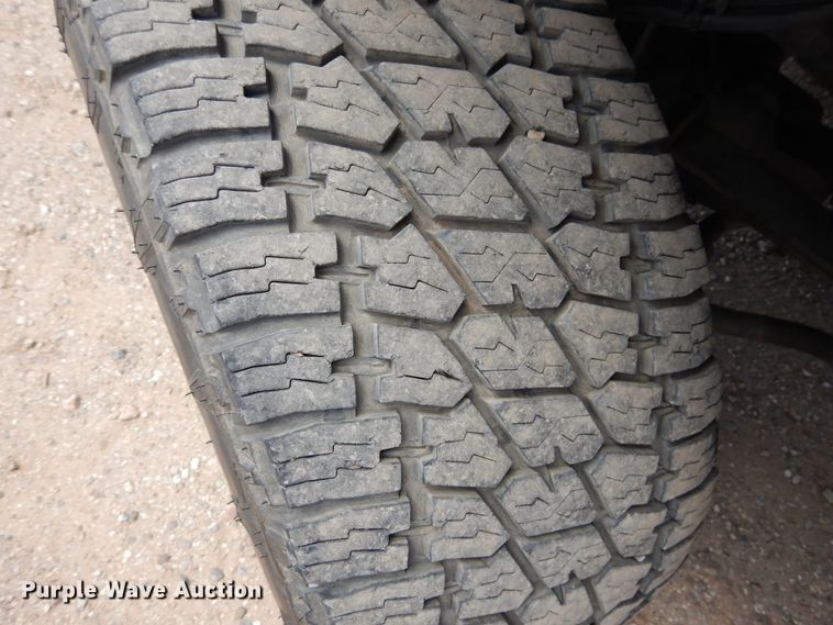 image for item GE9381 2003 Ford Excursion Limited  SUV