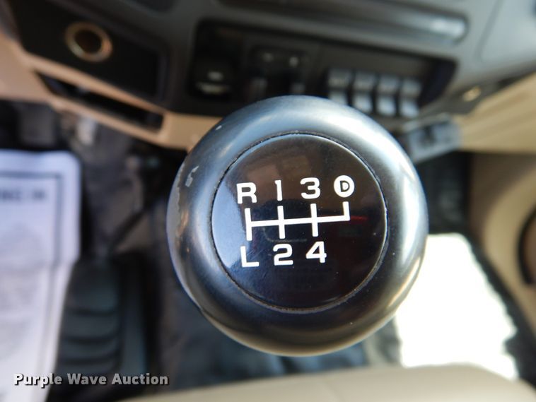 image for item GE9382 2008 Ford F550 Super Duty Crew Cab flatbed truck