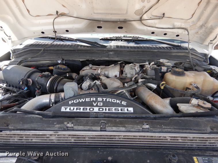 image for item GE9382 2008 Ford F550 Super Duty Crew Cab flatbed truck