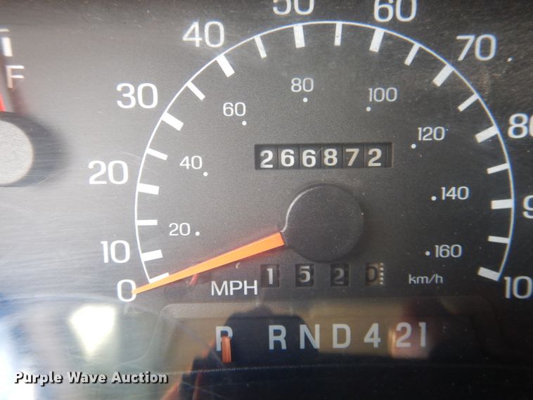 image for item GE9383 2006 Ford F650 Super Duty delivery truck