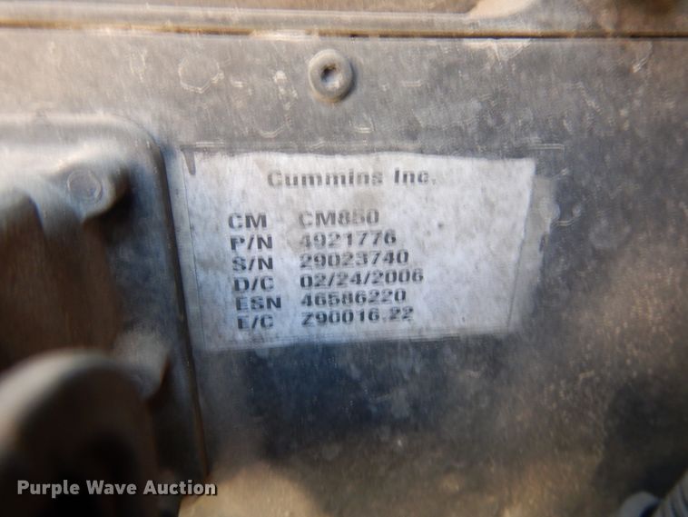 image for item GE9383 2006 Ford F650 Super Duty delivery truck