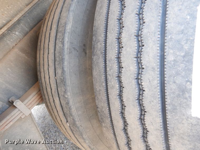 image for item GE9383 2006 Ford F650 Super Duty delivery truck