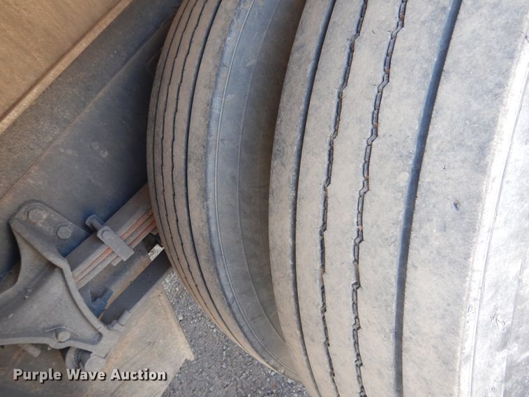 image for item GE9383 2006 Ford F650 Super Duty delivery truck