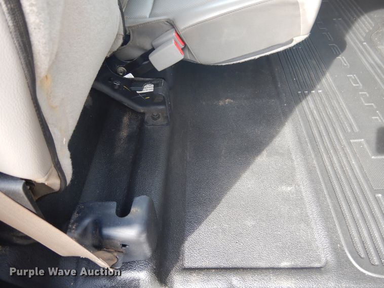 image for item GE9384 2017 Ford F250 Super Duty  Crew Cab pickup truck