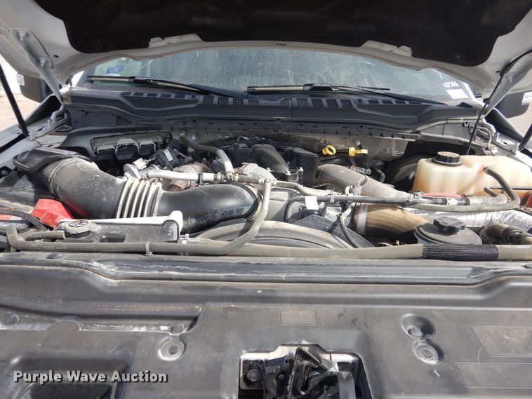 image for item GE9385 2017 Ford F250 Super Duty  Crew Cab pickup truck