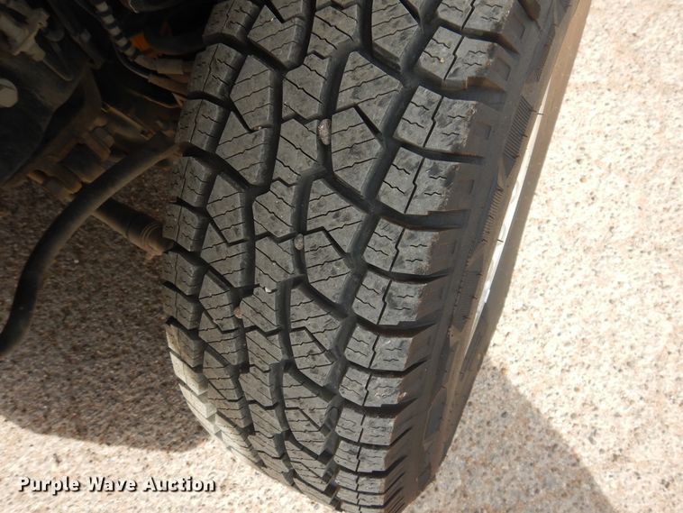 image for item GE9385 2017 Ford F250 Super Duty  Crew Cab pickup truck