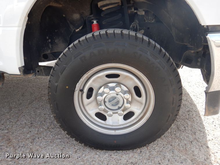 image for item GE9385 2017 Ford F250 Super Duty  Crew Cab pickup truck