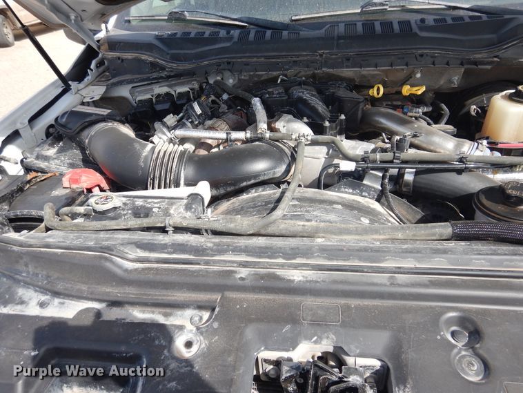 image for item GE9386 2017 Ford F250 Super Duty  Crew Cab pickup truck