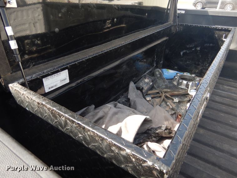 image for item GE9386 2017 Ford F250 Super Duty  Crew Cab pickup truck