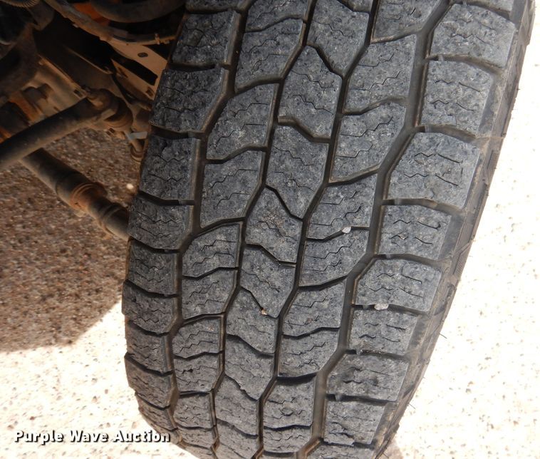 image for item GE9386 2017 Ford F250 Super Duty  Crew Cab pickup truck