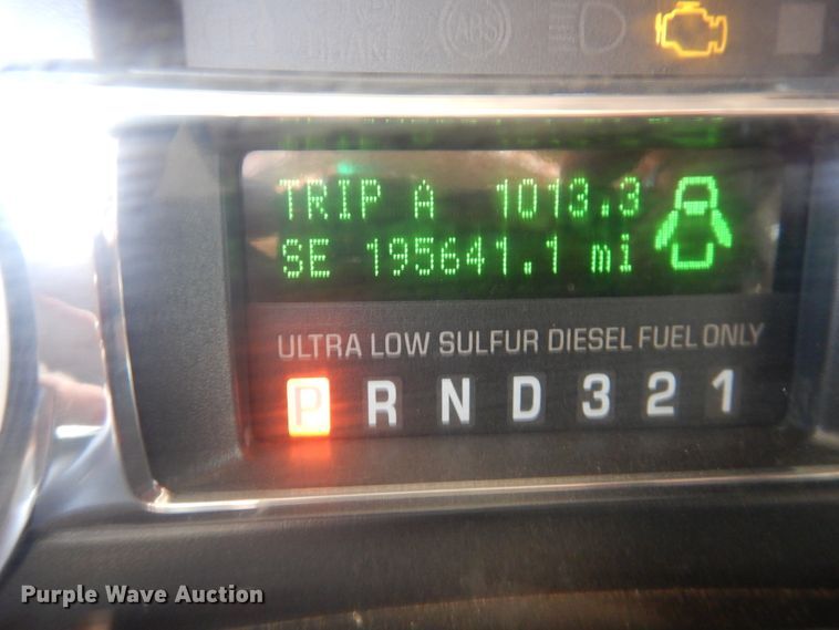 image for item GE9389 2010 Ford F350 Super Duty  Crew Cab pickup truck