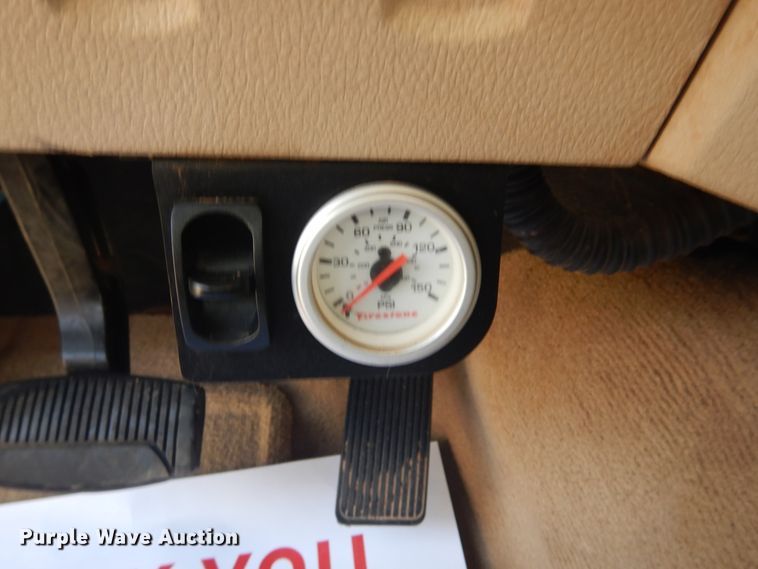 image for item GE9389 2010 Ford F350 Super Duty  Crew Cab pickup truck