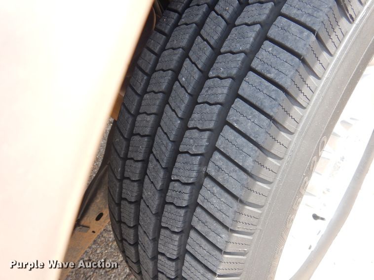 image for item GE9389 2010 Ford F350 Super Duty  Crew Cab pickup truck