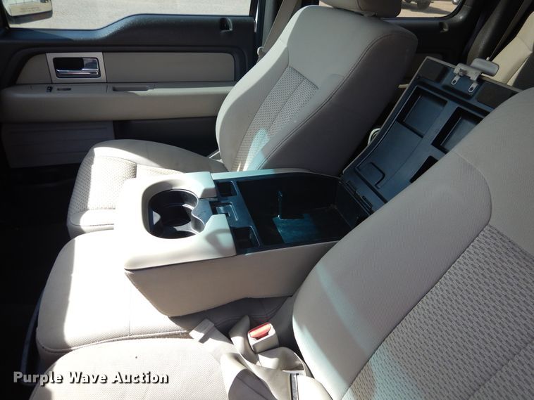 image for item GE9390 2010 Ford F150  SuperCrew Cab pickup truck