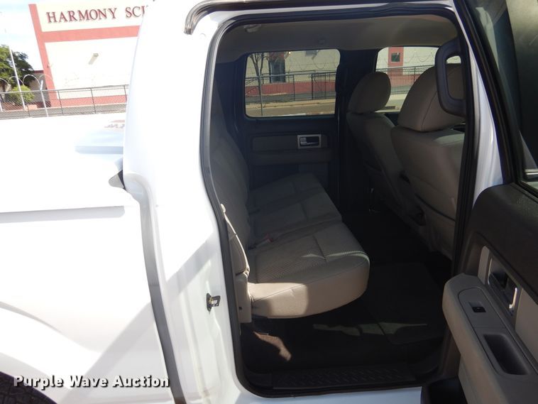 image for item GE9390 2010 Ford F150  SuperCrew Cab pickup truck