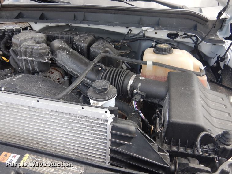 image for item GE9391 2015 Ford F350 Super Duty  SuperCab utility bed pickup truck