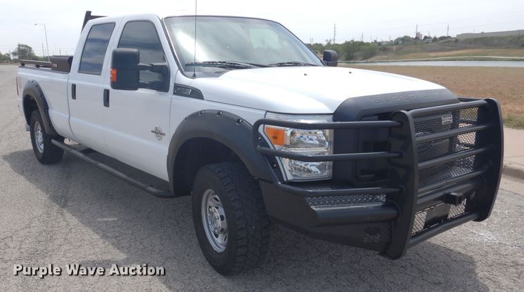 image for item GE9392 2015 Ford F250 Super Duty  Crew Cab pickup truck