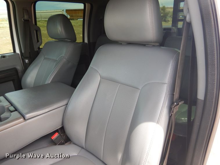 image for item GE9392 2015 Ford F250 Super Duty  Crew Cab pickup truck