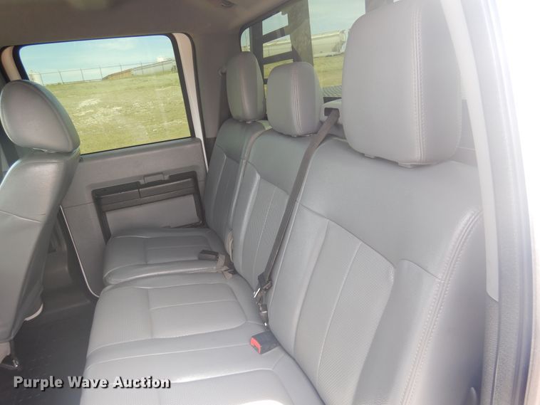 image for item GE9392 2015 Ford F250 Super Duty  Crew Cab pickup truck