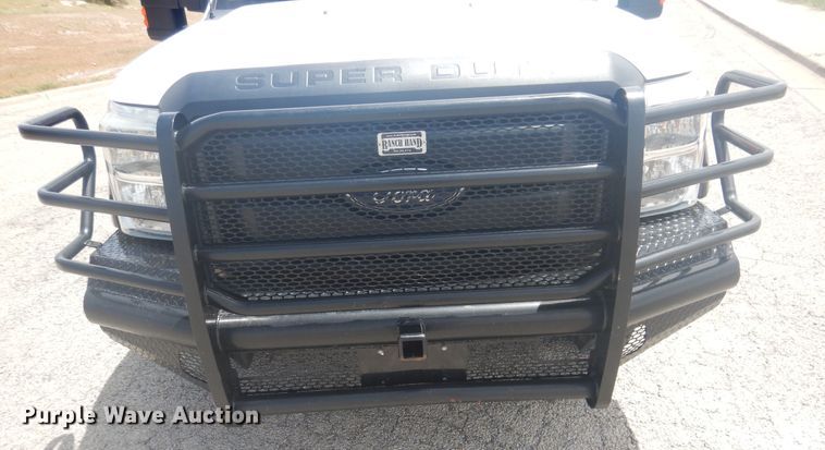 image for item GE9392 2015 Ford F250 Super Duty  Crew Cab pickup truck