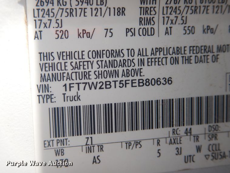 image for item GE9392 2015 Ford F250 Super Duty  Crew Cab pickup truck