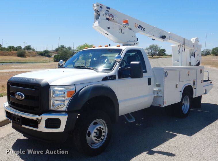 image for item GE9395 2011 Ford F450 Super Duty bucket truck