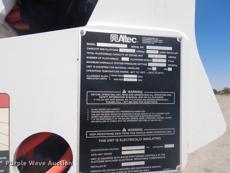 image for item GE9395 2011 Ford F450 Super Duty bucket truck