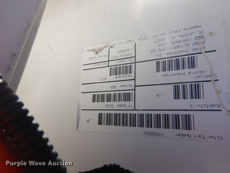 image for item GE9395 2011 Ford F450 Super Duty bucket truck