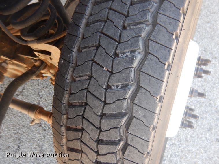 image for item GE9395 2011 Ford F450 Super Duty bucket truck