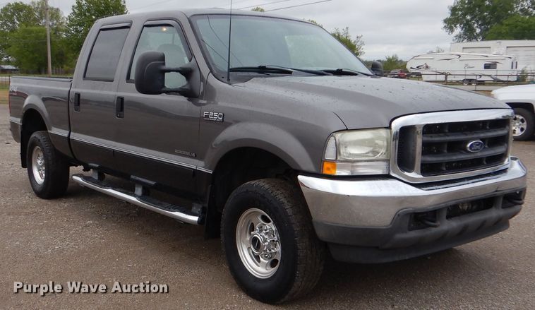 image for item GF9159 2002 Ford F250  Crew Cab pickup truck