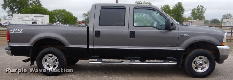 image for item GF9159 2002 Ford F250  Crew Cab pickup truck