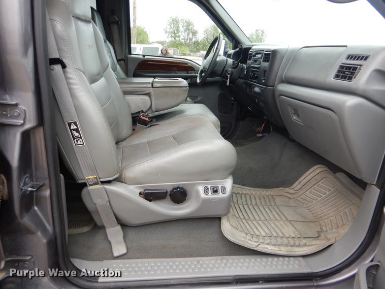 image for item GF9159 2002 Ford F250  Crew Cab pickup truck