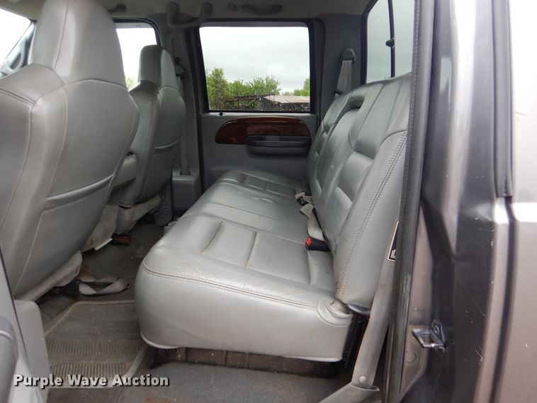 image for item GF9159 2002 Ford F250  Crew Cab pickup truck