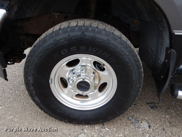 image for item GF9159 2002 Ford F250  Crew Cab pickup truck