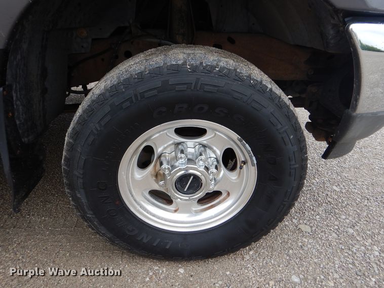 image for item GF9159 2002 Ford F250  Crew Cab pickup truck