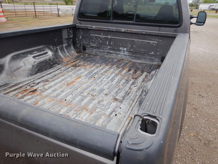 image for item GF9159 2002 Ford F250  Crew Cab pickup truck