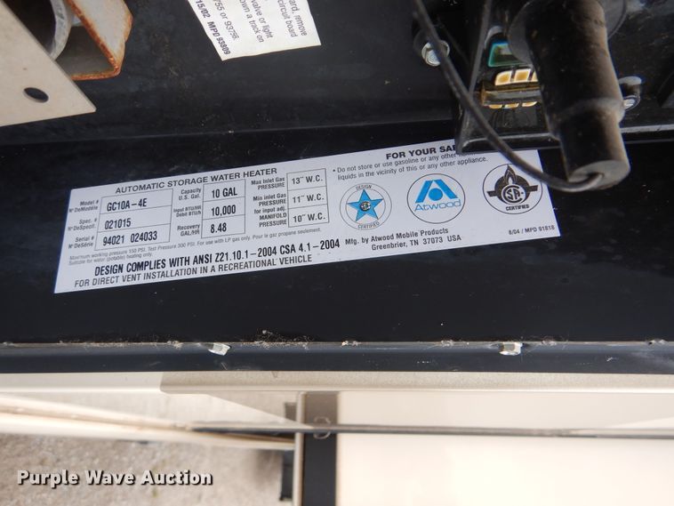 image for item GF9161 2005 Fleetwood Discovery  RV