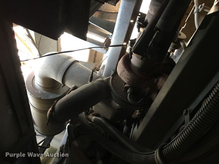 image for item GF9161 2005 Fleetwood Discovery  RV