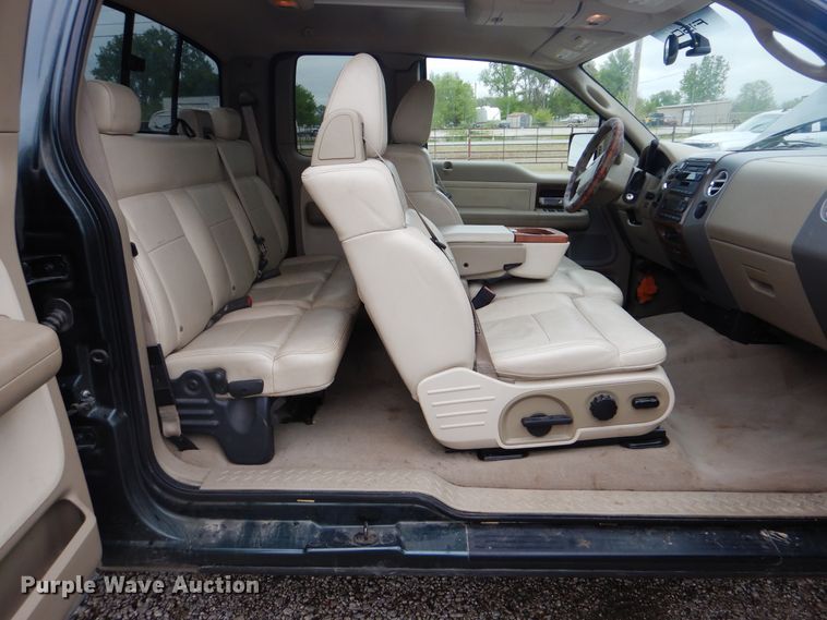 image for item GF9163 2004 Ford F150  SuperCab pickup truck