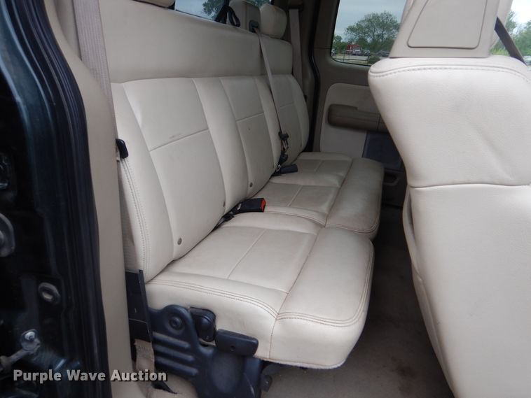 image for item GF9163 2004 Ford F150  SuperCab pickup truck