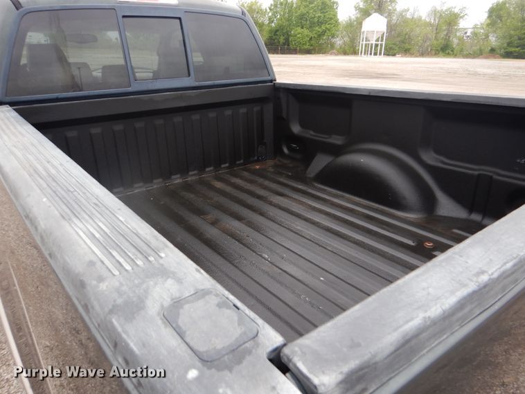 image for item GF9163 2004 Ford F150  SuperCab pickup truck