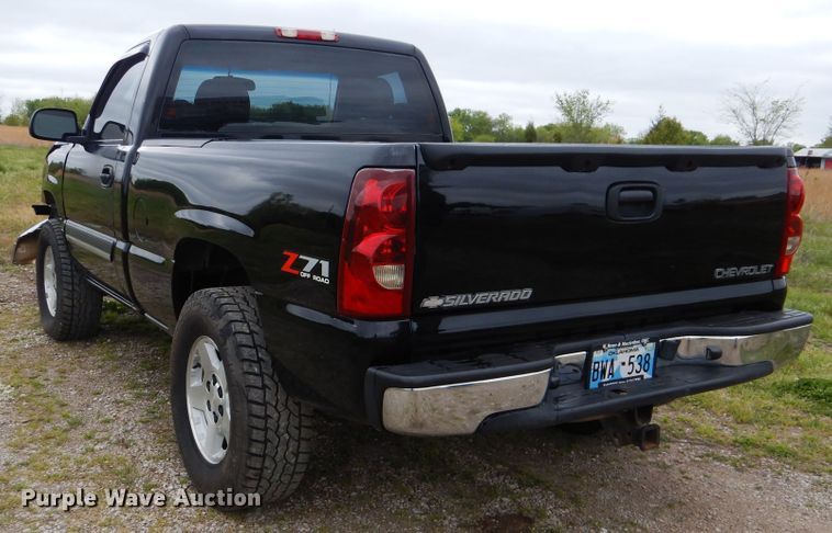 image for item GF9168 2003 Chevrolet Silverado 1500  pickup truck