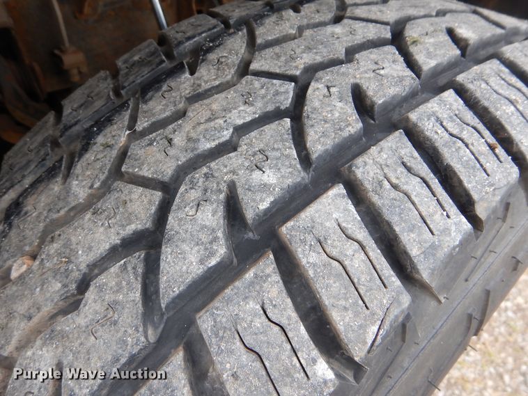 image for item GF9168 2003 Chevrolet Silverado 1500  pickup truck