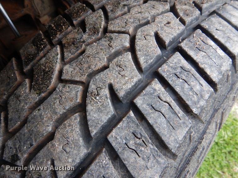 image for item GF9168 2003 Chevrolet Silverado 1500  pickup truck