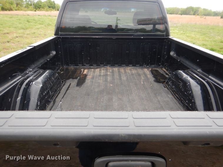 image for item GF9168 2003 Chevrolet Silverado 1500  pickup truck