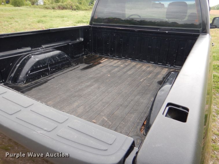 image for item GF9168 2003 Chevrolet Silverado 1500  pickup truck