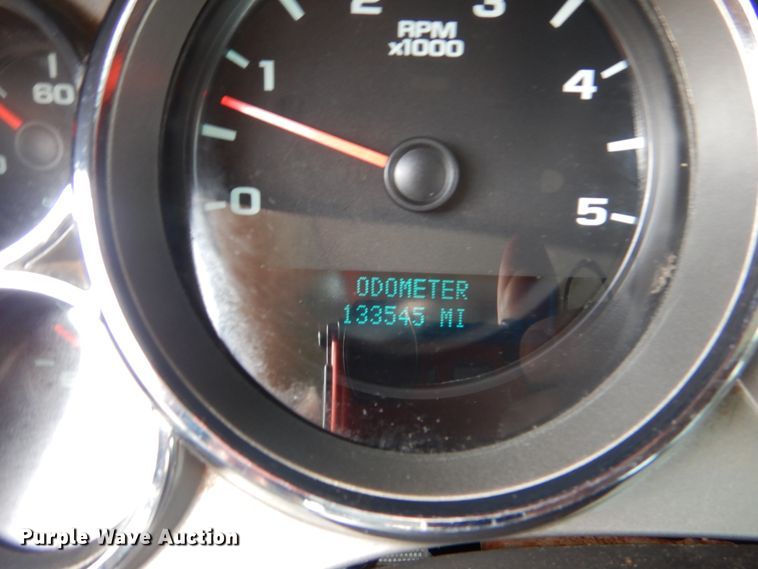 image for item GF9177 2009 Chevrolet Silverado 3500  flatbed pickup truck