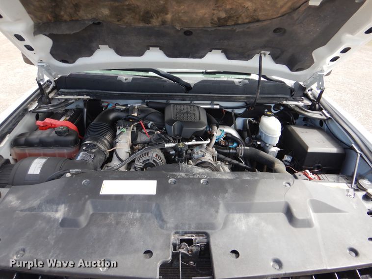 image for item GF9177 2009 Chevrolet Silverado 3500  flatbed pickup truck