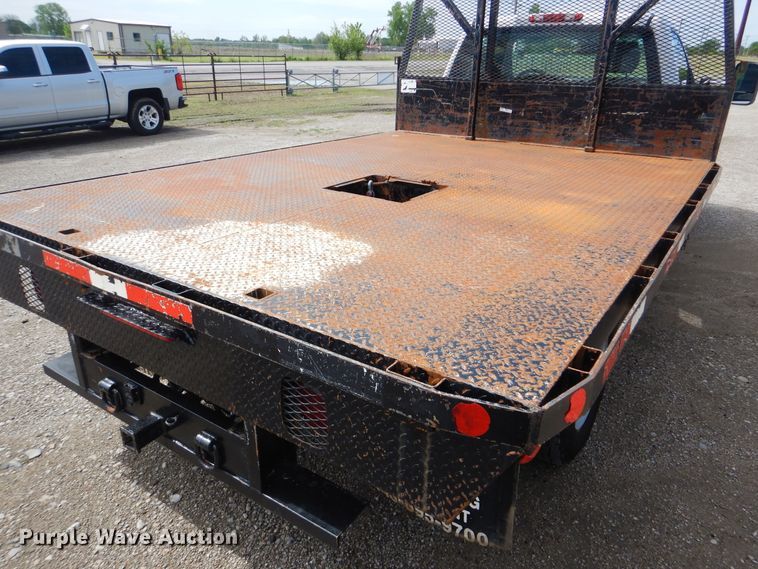 image for item GF9177 2009 Chevrolet Silverado 3500  flatbed pickup truck